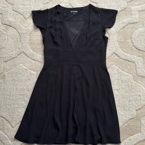 Black v neck ruffle sleeve dress